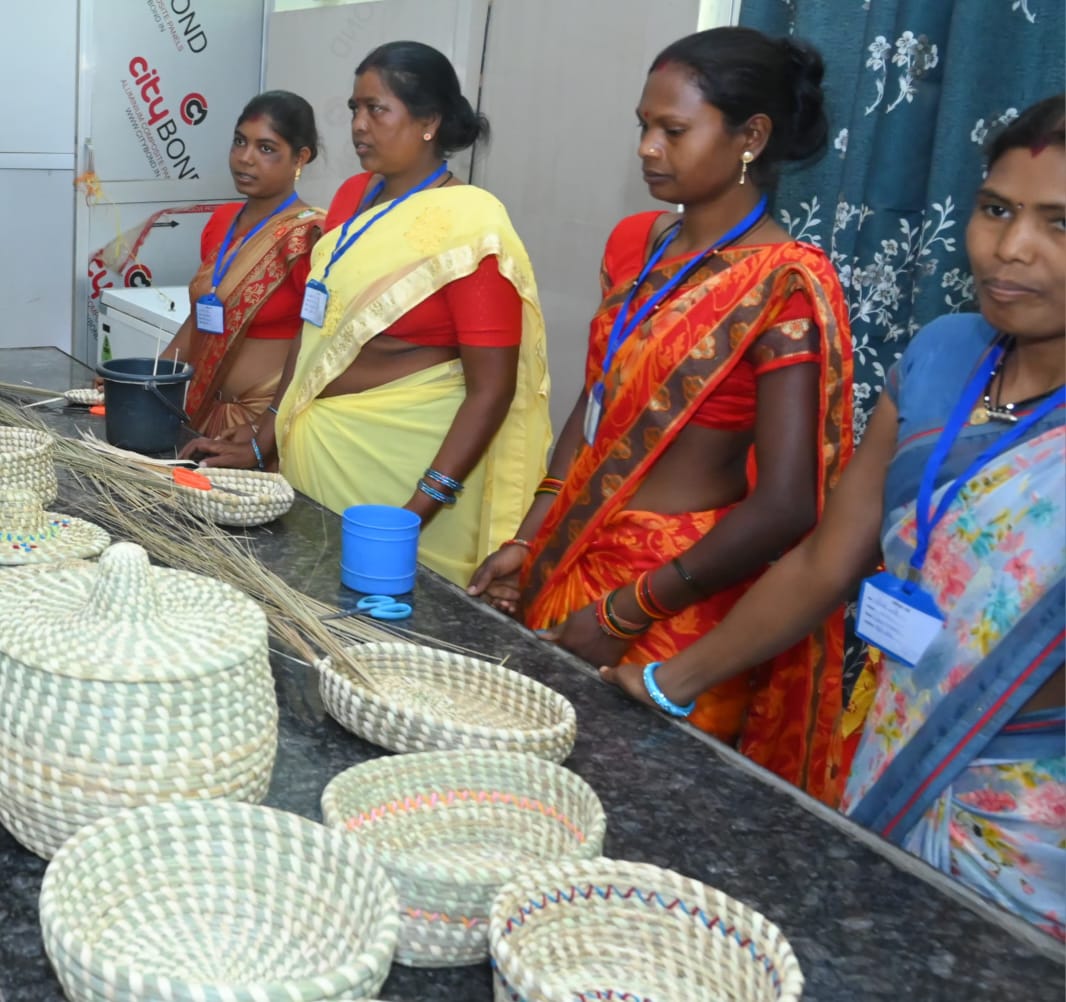 Special efforts are being made by the district administration to make the women of self-help groups economically capable: Women of self-help groups are being made self-reliant