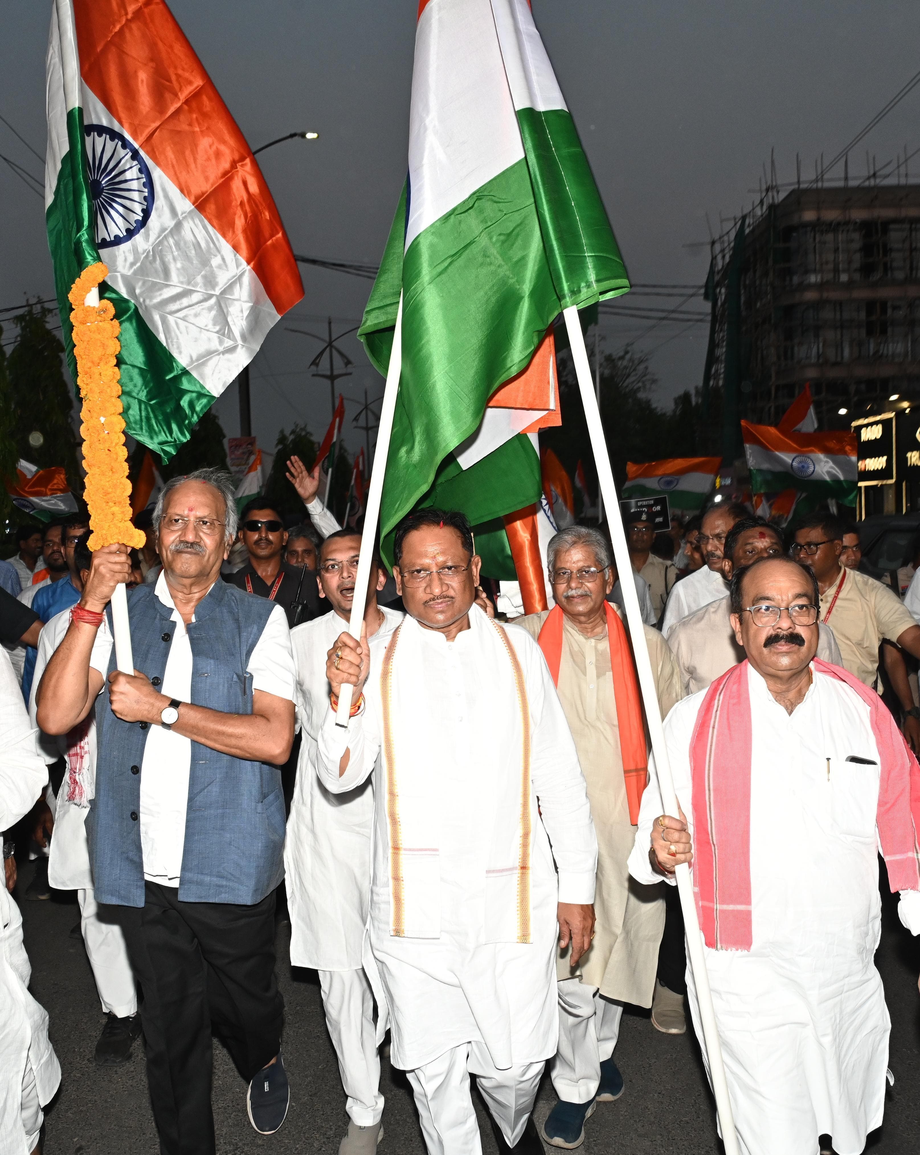 People gathered in large numbers in Tiranga Yatra, citizens gave the message of unity and patriotism: Chief Minister Sai said we are all united for national security