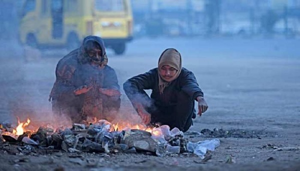 Cold wave intensifies in Raipur and other parts of the state, with cold wave alert issued in more than 10 districts.