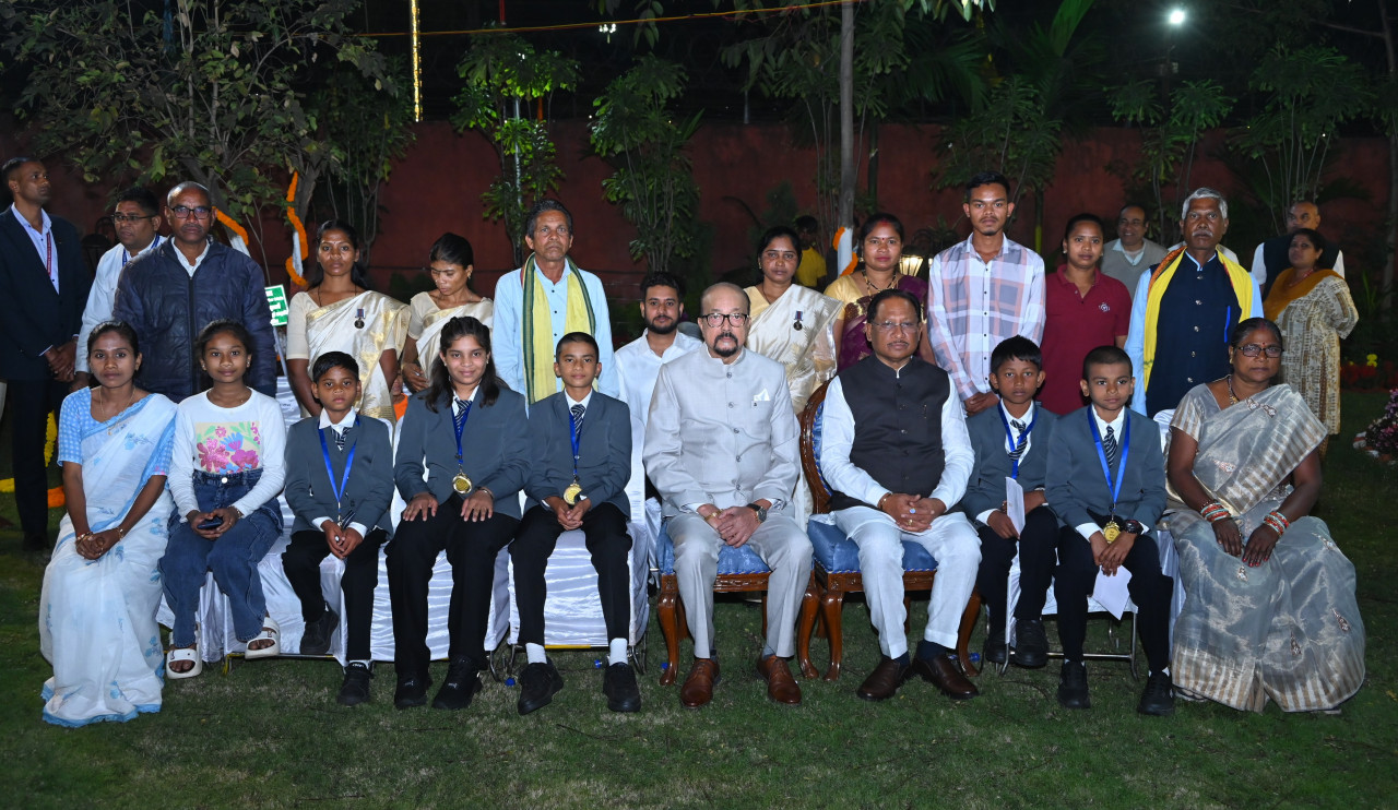 Welcome ceremony held at Lok Bhavan on the occasion of Republic Day