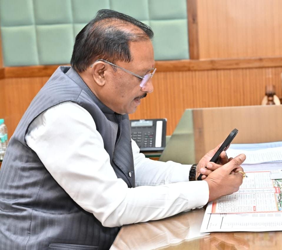 Ankit Sakni of Bijapur has cleared the UPSC Civil Services Examination, and Chief Minister Vishnu Dev Sai has congratulated him.