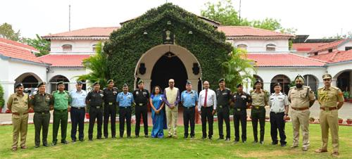 A study team from Defence College, New Delhi paid a courtesy call on Governor Deka