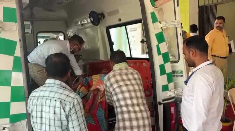 Cancer-stricken woman admitted to district hospital, Collector gives instructions for better treatment