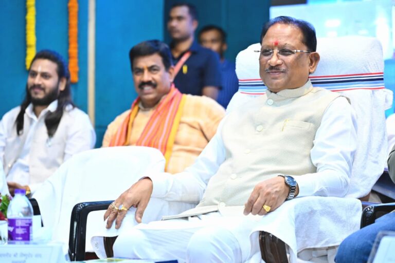 Chief Minister Shri Vishnu Dev Sai expressed deep condolences on the demise of Shri Dilip Tiwari.