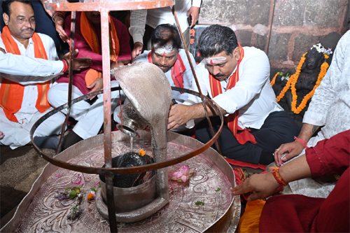 Deputy Chief Minister Sharma, Forest Minister Kashyap and MP Pandey offered prayers at Bhoramdev Temple.