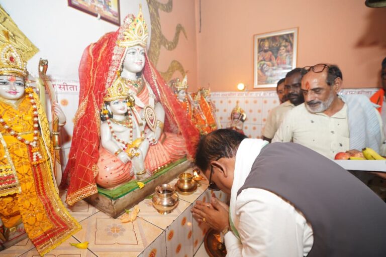 Chief Minister Shri Vishnudev Sai reached Kosala Dham during Good Governance Festival.