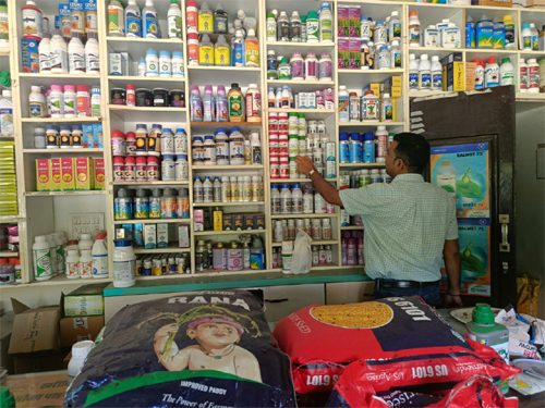 M/s Laxmi Traders Bhakhara's license suspended, notices issued to several vendors