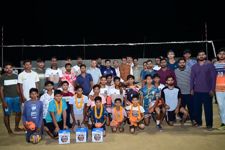 Finance Minister Shri O.P. Chaudhary visited the summer volleyball training camp and distributed sports kits to young players.