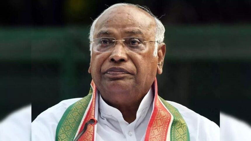 Congress: Congress changed the AICC in-charges of 3 states, Kharge issued new orders