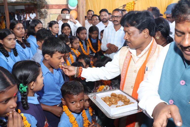 School admission festival celebrated with great enthusiasm in Bhanpuri