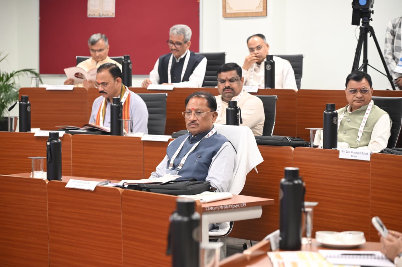 A two-day brainstorming camp for ministers was organized jointly by the Department of Good Governance and Convergence, Government of Chhattisgarh and IIM Raipur.