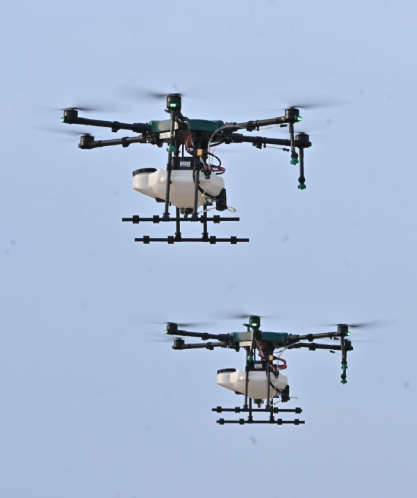 Dhamtari's PACS-based drone agriculture service model becomes a symbol of national identity