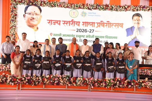 Chief Minister Vishnudev Sai warmly welcomed the newly admitted children.