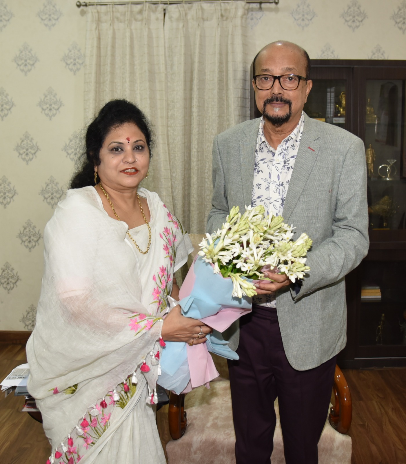 Newly appointed Chairperson of Women's Commission Dr. Mamta Sahu met Governor Ramen Deka&hellip;.