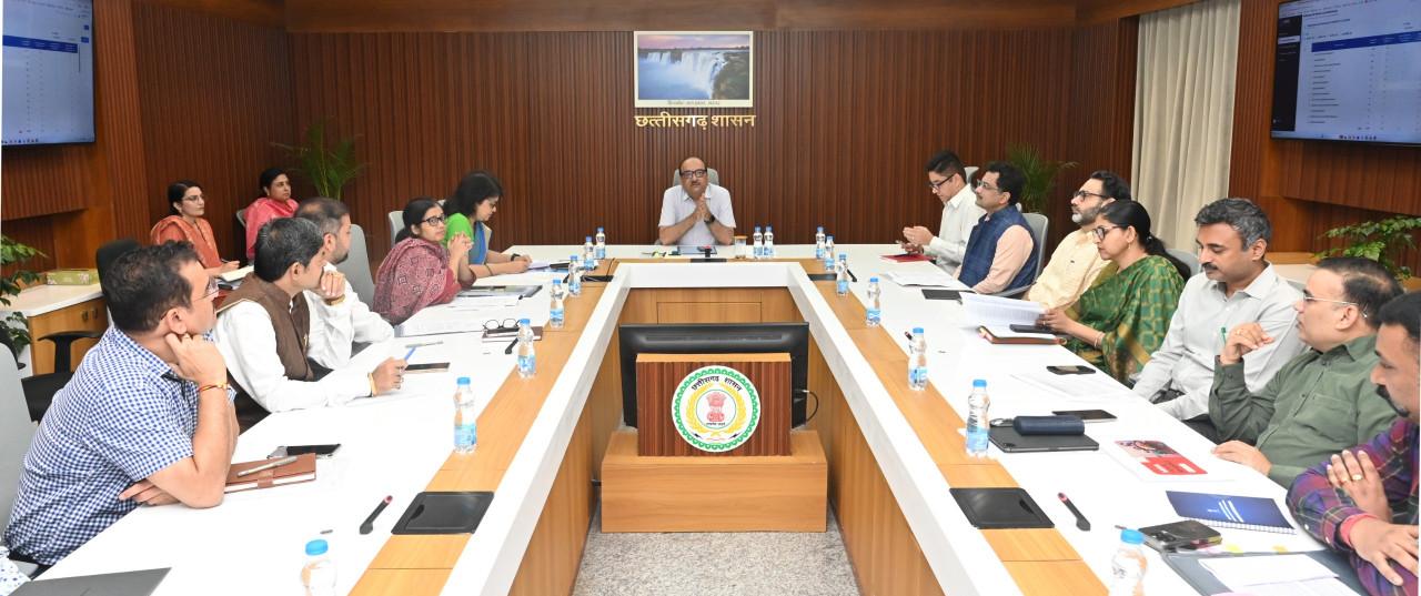 Instructions given for speedy disposal of retirement cases and recruitment to vacant posts - Chief Secretary