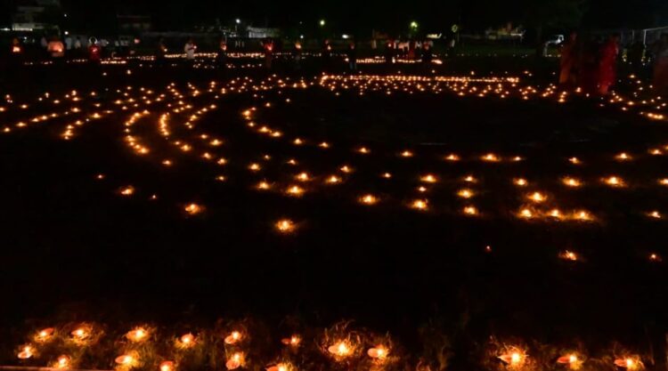 Two lakh lamps of blessings were lit at GPM on the launch of Seva Sankalp Abhiyan.
