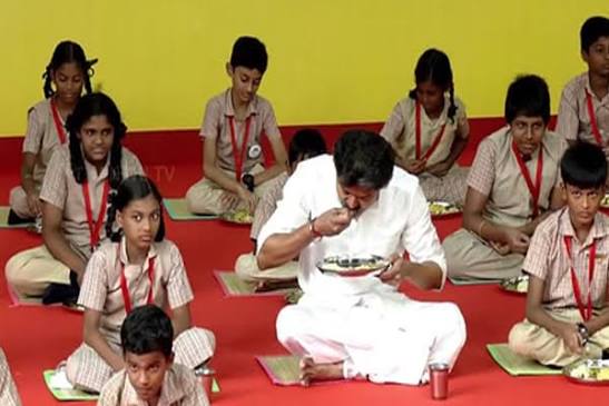 Tamil Nadu CM Vijayawada launches extended breakfast scheme for classes 6 to 8