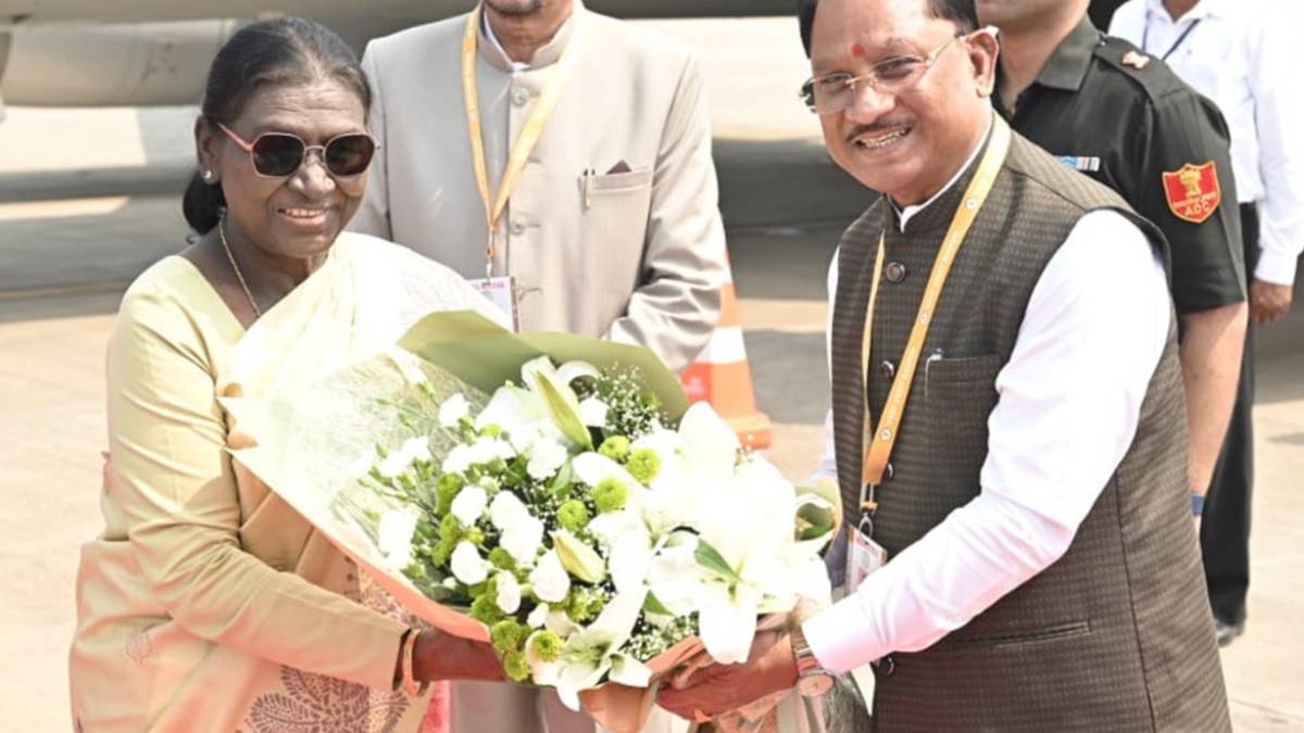 Raipur: President Draupadi Murmu accorded a warm welcome to the holy land of Chhattisgarh.
