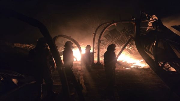 Massive fire at mattress factory, estimated loss of crores...