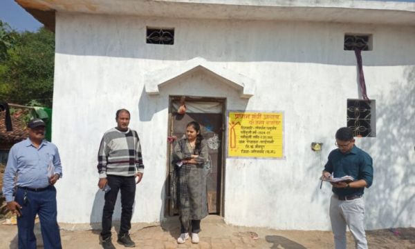 Gariaband: 6 employees dismissed for irregularities in PM Housing Scheme