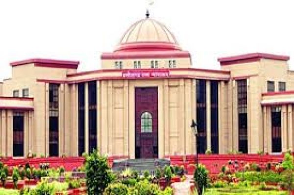 Chhattisgarh High Court gave an important decision in the case of husband-wife dispute and divorce.