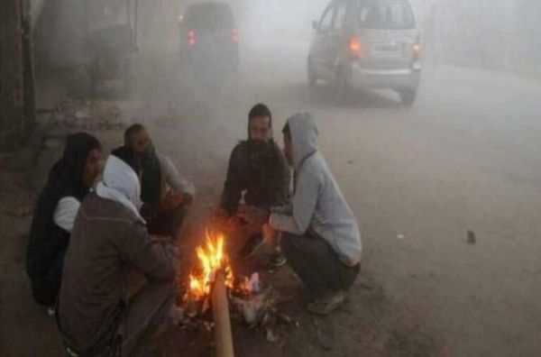 Weather Update: Cold wave alert in Chhattisgarh, mercury plummets in several districts; bonfires arranged in Raipur