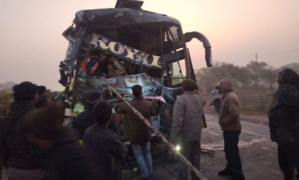 Bus collides with parked trailer, 16 passengers injured, 11 critically