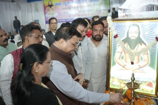 Baba Guru Ghasidas gave the message of 'Manke-Manke Ek Saman': Minister Lakhan Lal