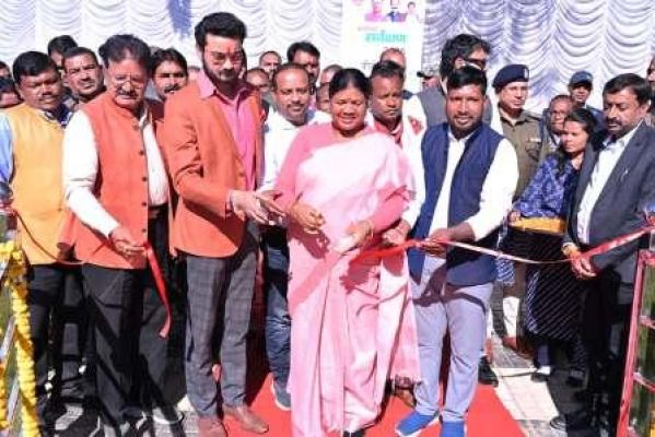 Chief Minister Sai inaugurated the newly constructed Atal complex in 115 urban bodies.