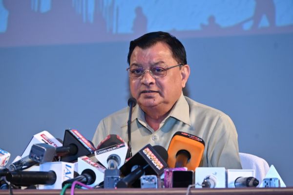 Under 71 schemes of the Labour Board, an amount of Rs 804.77 crore was distributed to 29,55,254 workers in the last two years - Dewangan