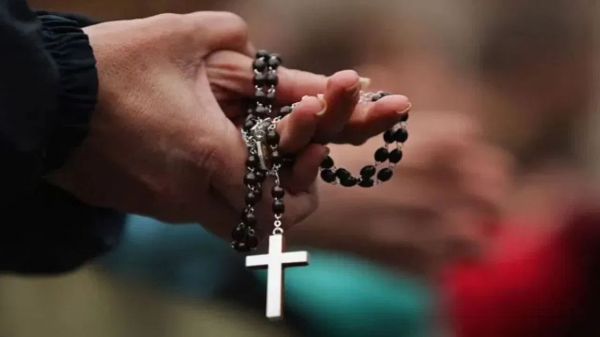 CG &ndash; Uproar over religious conversion: Villagers banned the burial of the body, then performed the last rites according to this custom&hellip;