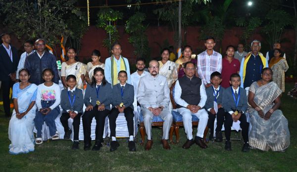 Welcome ceremony held at Lok Bhavan on the occasion of Republic Day
