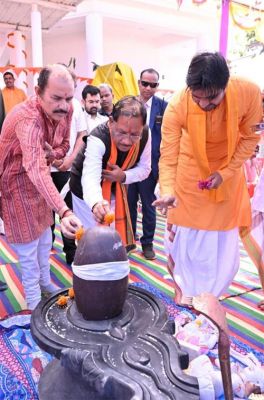 Chief Minister participated in the consecration ceremony of Neelkantheshwar Mahadev Temple.
