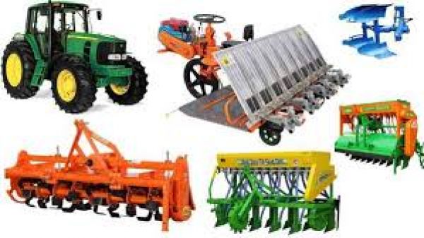 Chhattisgarh farmers are becoming self-reliant with the help of modern agricultural equipment and advanced technology.