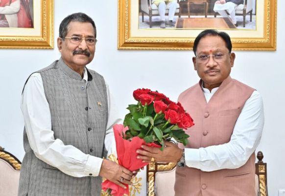 Newly appointed member of Chhattisgarh State Police Accountability Authority, Rajiv Srivastava, paid a courtesy call on Chief Minister Vishnu Dev Sai.