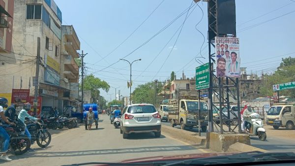 Entry and movement restricted in Agrasen Chowk, Telghani Naka, station area from 5 pm to 9 pm.