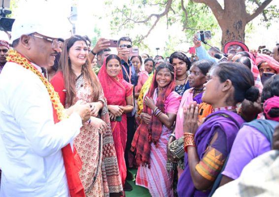 There was also a Chaupal where there was an echo of happiness and applause.