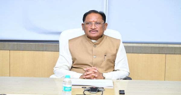 Tribal Cooperative Model to Be Developed for Mahua Processing in Abujhmad; Mahua Collectors Receiving Direct Online Payments