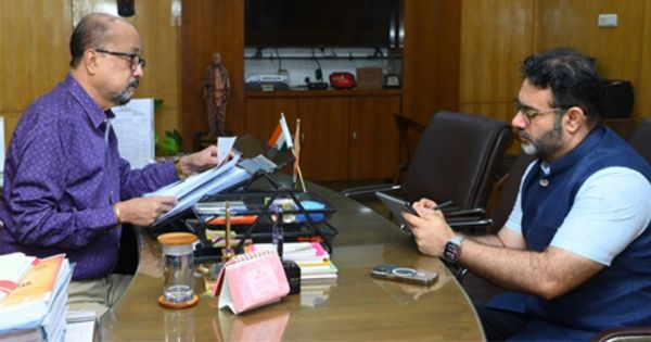 Give priority to the education of children from special backward tribes - Governor Shri Deka