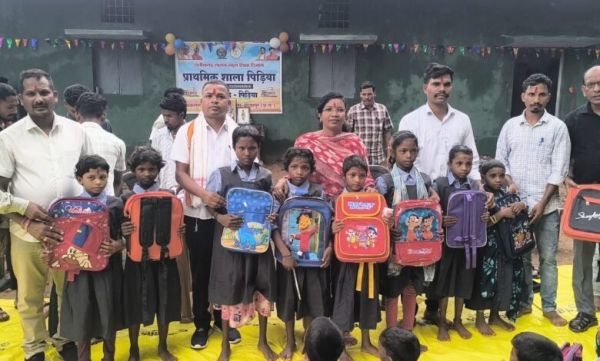 After 21 years, the school bell rings again in Pidia: 539 children from 11 villages return to school, revealing a new picture of a changing Bastar.