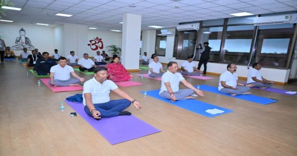 Chintan Shivir 3.0: Yoga brings a new dawn, Chief Minister Vishnu Deo Sai gives the message of a healthy and balanced life