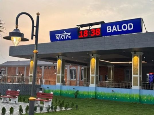 PM dedicates 75 Amrit Bharat Stations across the country to the nation