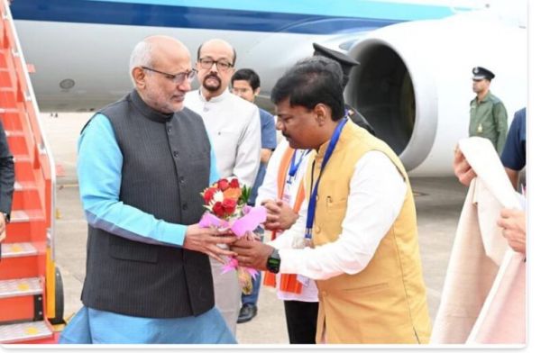 Vice President C.P. Radhakrishnan arrives in Raipur, BJP leaders welcome him at the airport