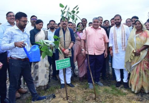 'One tree in the name of mother' campaign will be run in the housing schemes of Housing Board
