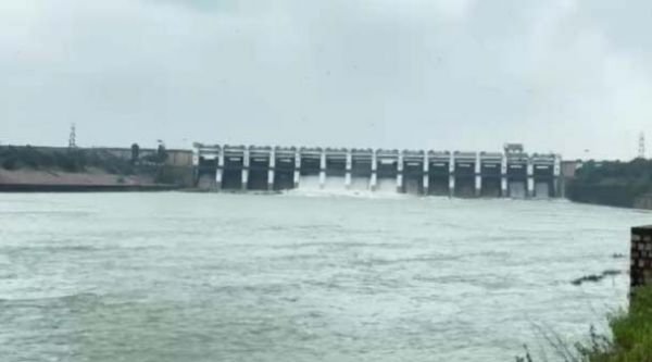 34,000 cusecs of water released from Gangrel; vigilance increased in villages along the Mahanadi river