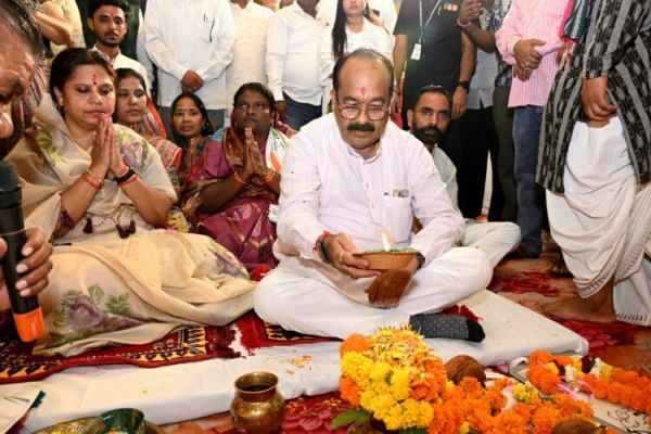 Deputy Chief Minister Arun Sao inaugurated and performed Bhoomi Pujan for development works worth Rs 175 crore.
