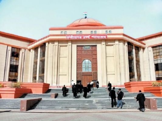 CG HIGH COURT: Aid funds stuck for 22 months! High Court reprimands Tehsildar