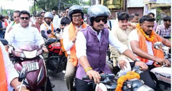 Service Resolution Campaign: Service journey from Vadnagar to Varanasi reached Janjgir