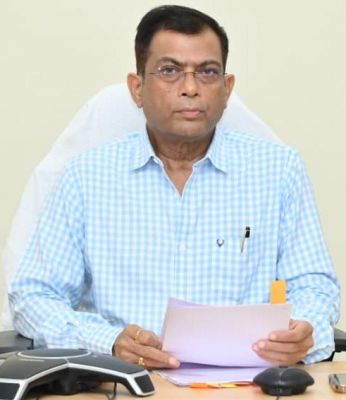The Election Commissioner held a review meeting with the relevant departments regarding the preparations for the upcoming general/by-elections of the municipality and three-tier panchayat in the month of December.