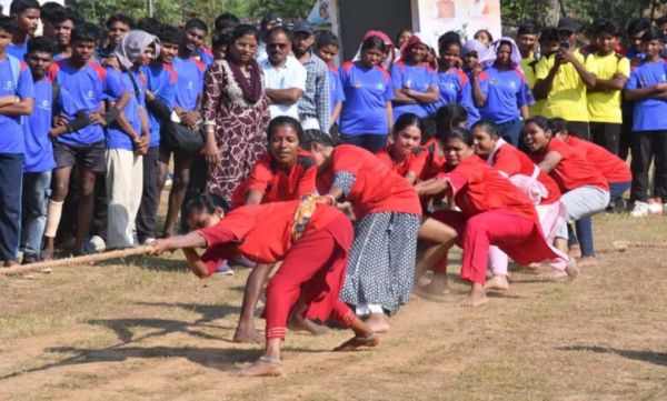 Women dominate Bastar Olympics, register twice as many players as men